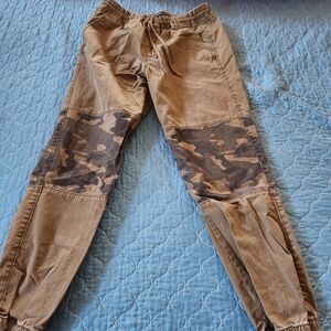 Aeropostale Men's Tan Jogger Pants with Camo Patches Size L